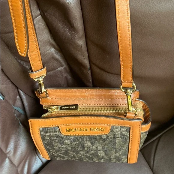 Michael Kors Brown and Tan Crossbody Bag - Picture 2 of 7